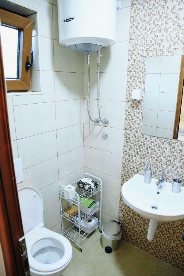 Donkey Farm Martinici - Farma Magaraca Martinici Bed & Breakfast Danilovgrad Exterior photo
